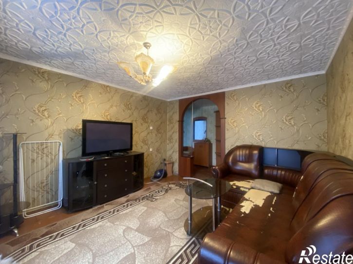 3-комн квартира Россия,  г. Амурск, р-н Микрорайон-8, пр-кт. Комсомольский, д. 69