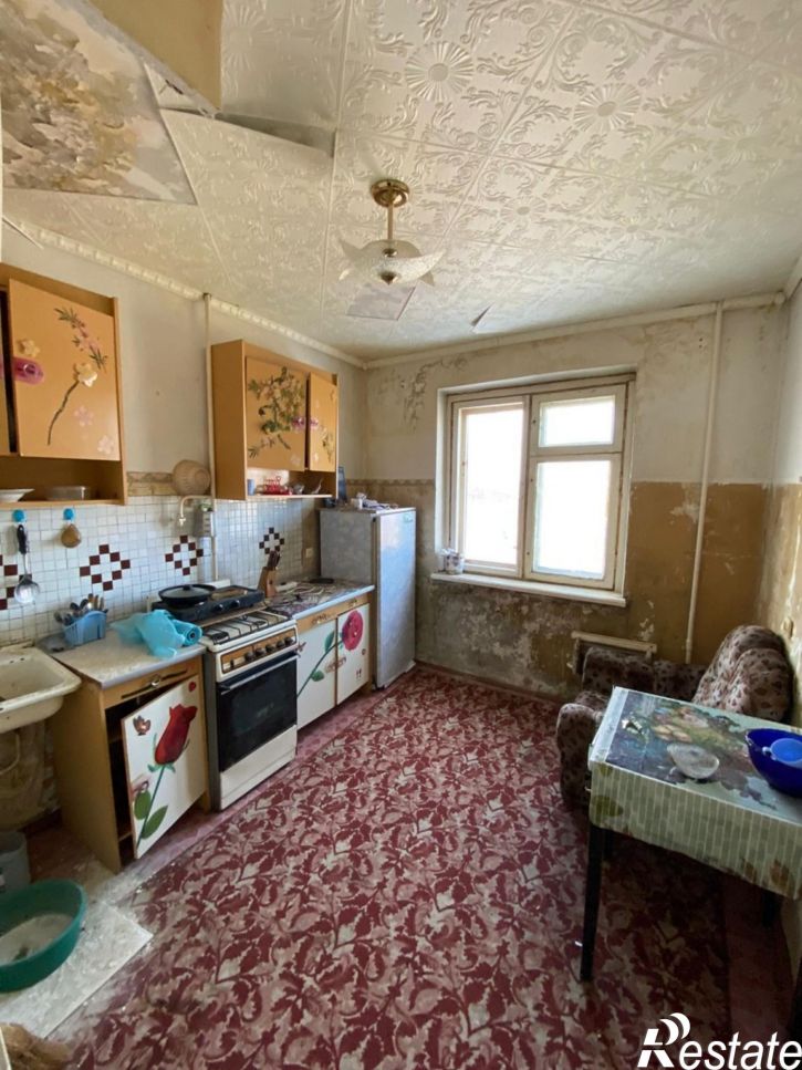 4-комн квартира Россия,  г. Амурск, р-н Микрорайон-8, пр-кт. Комсомольский, д. 83