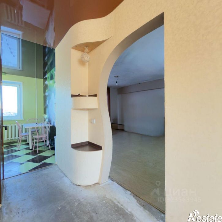 4-комн квартира пр-кт Строителей, 52а,  д. 52а