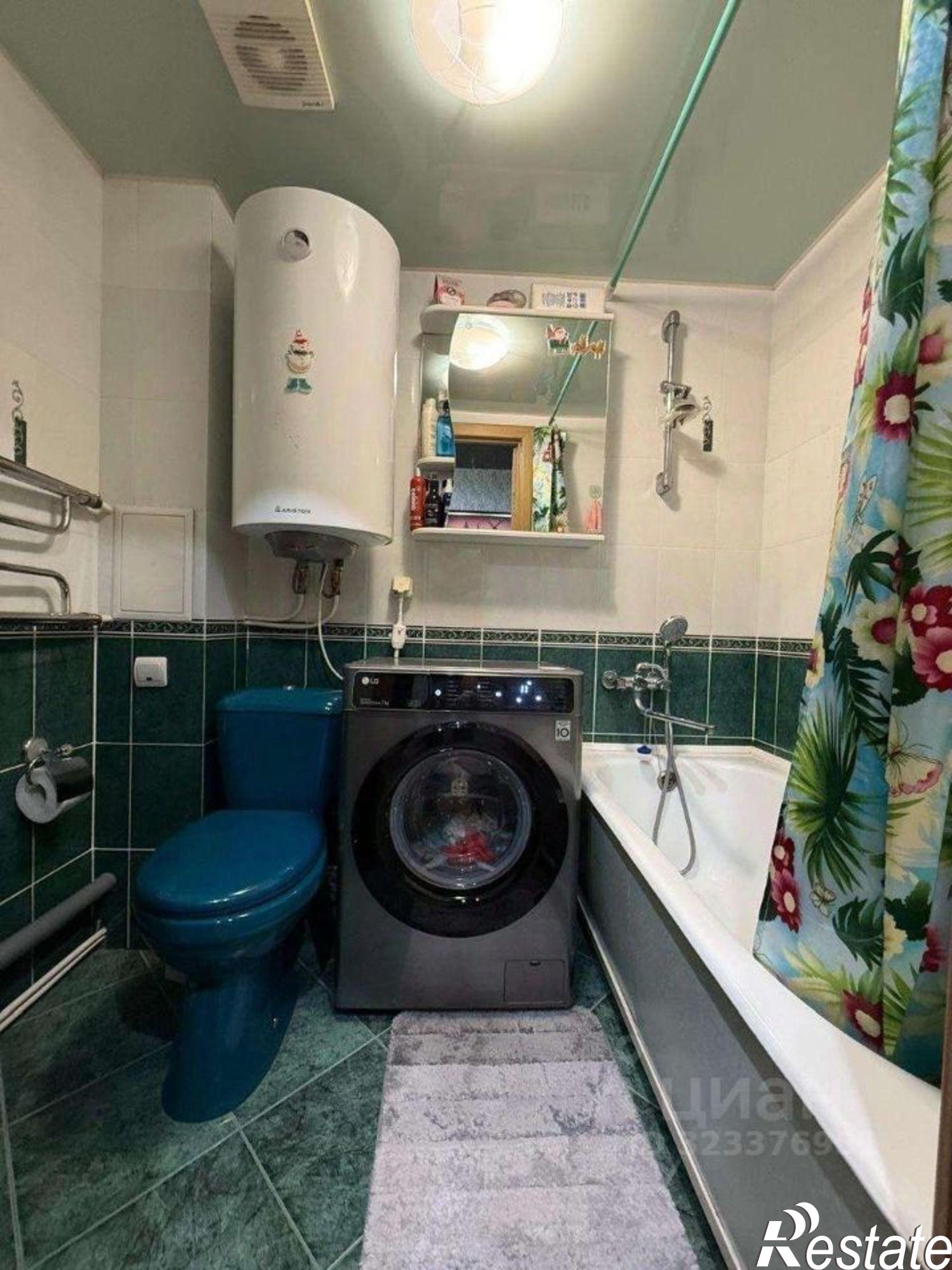 Купить квартиру за 3 000 000 рублей на Приморский б-р, 13