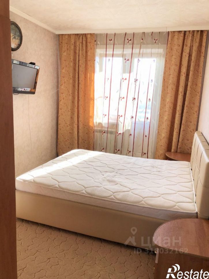 4-комн квартира рабочий посёлок Солнечный