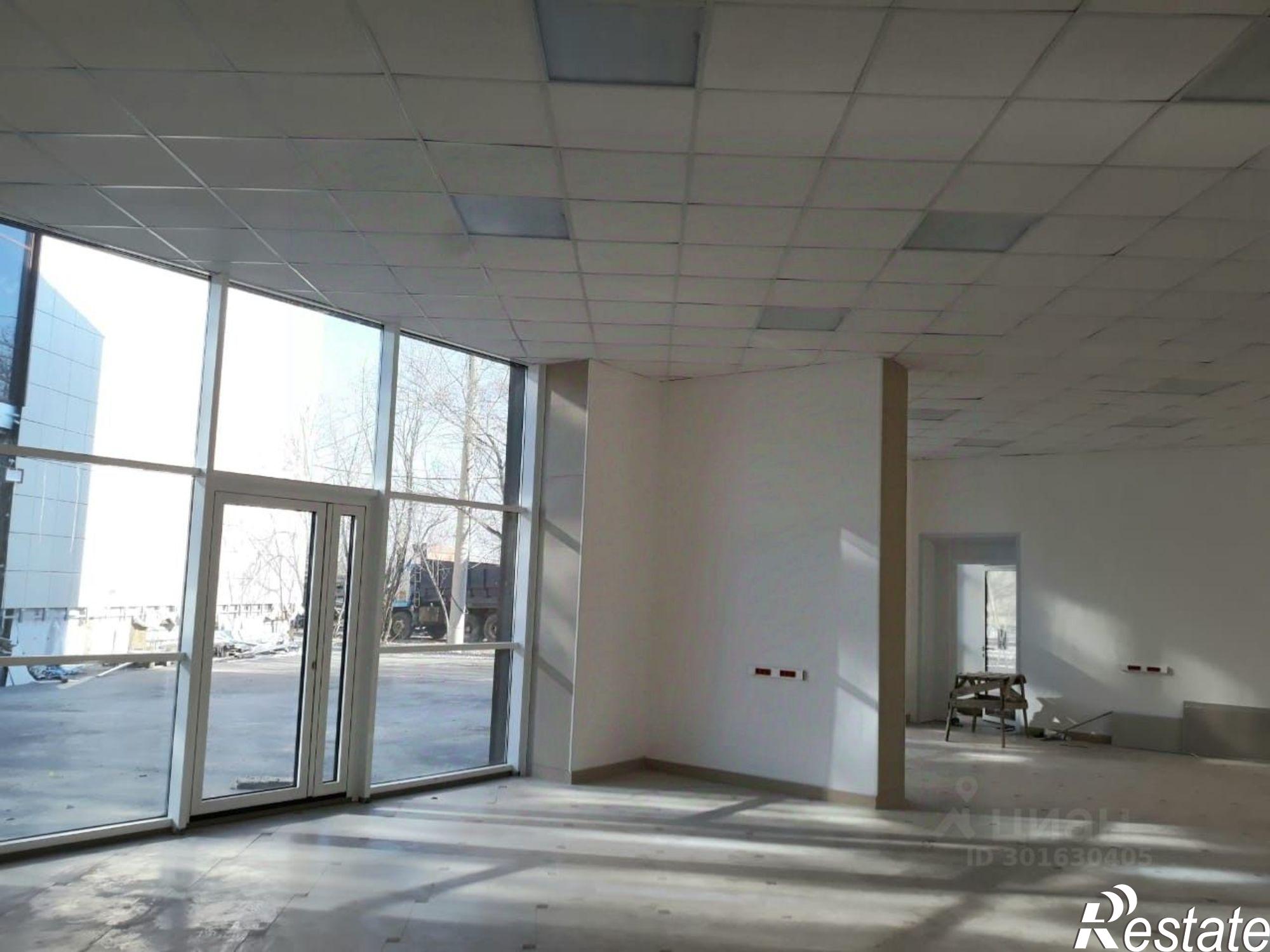 Сдать торговое помещение за 72 000 рублей на Тихоокеанская, 182