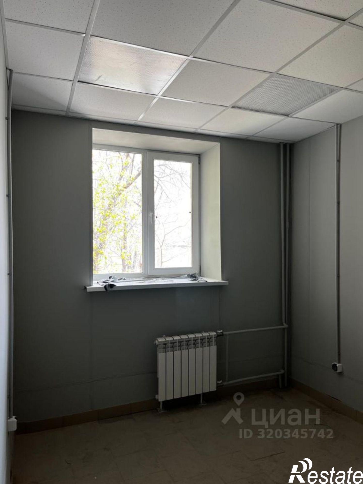 Сдать торговое помещение за 85 000 рублей на Иртышская, 17