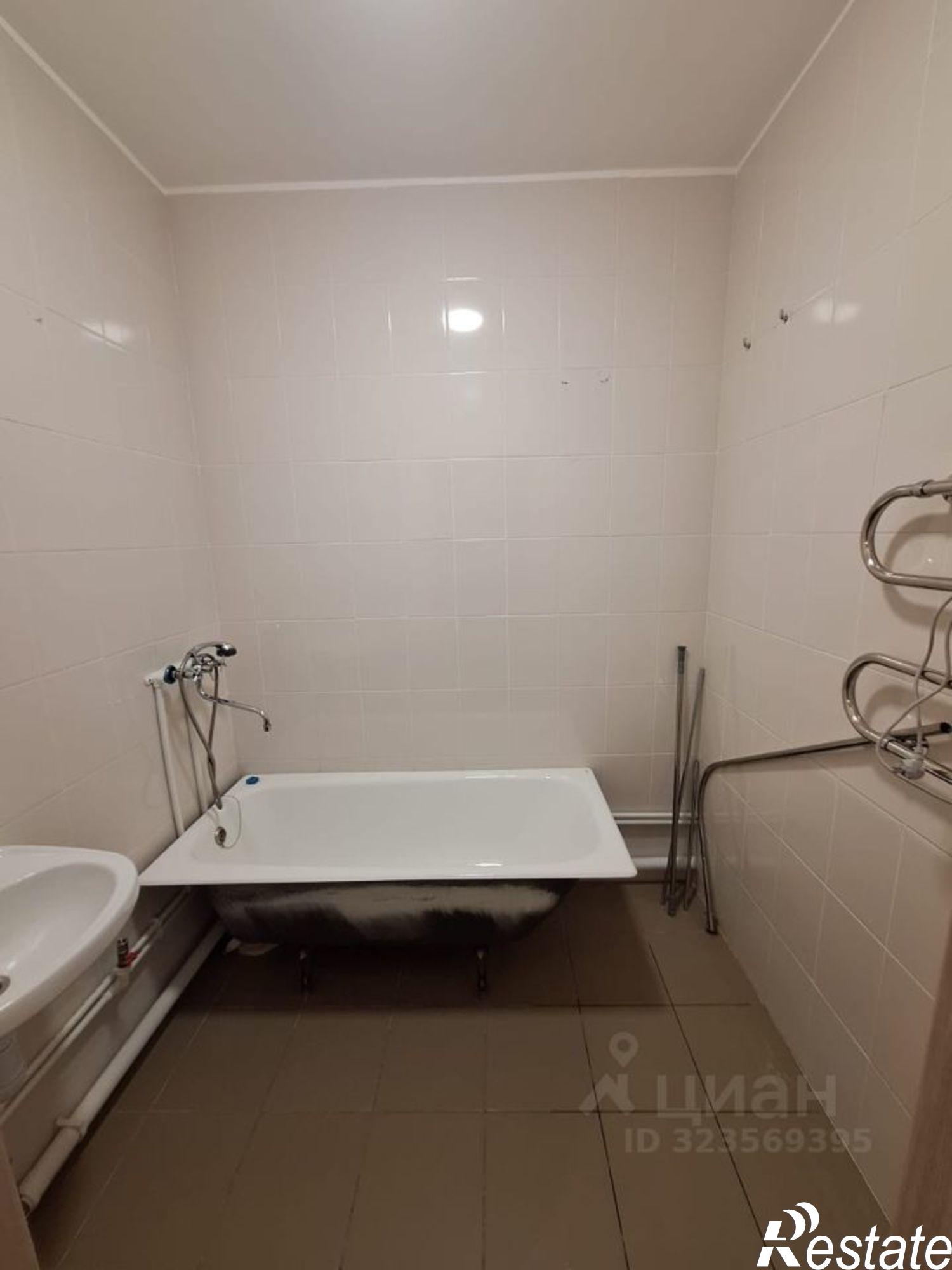 Купить квартиру за 4 700 000 рублей на Бикин, Октябрьская улица