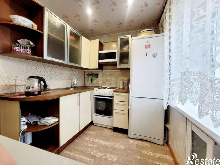 3-комн квартира улица Космонавтов, 4,  д. 4