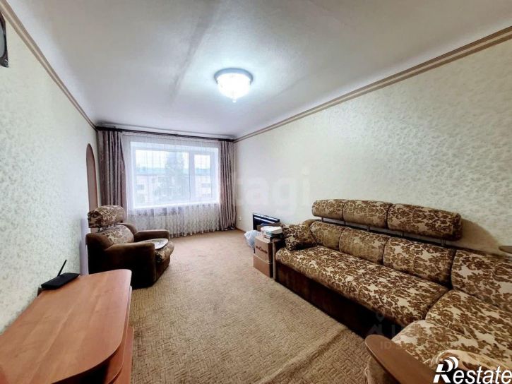 3-комн квартира улица Космонавтов, 4,  д. 4