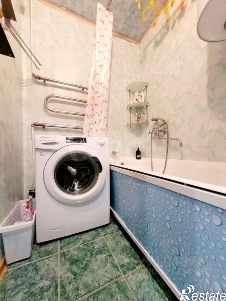 3-комн квартира улица Космонавтов, 4,  д. 4