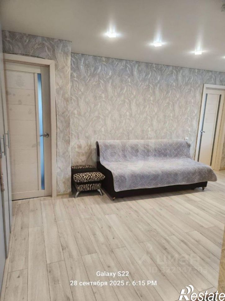 3-комн квартира улица Геологов, 12,  д. 12