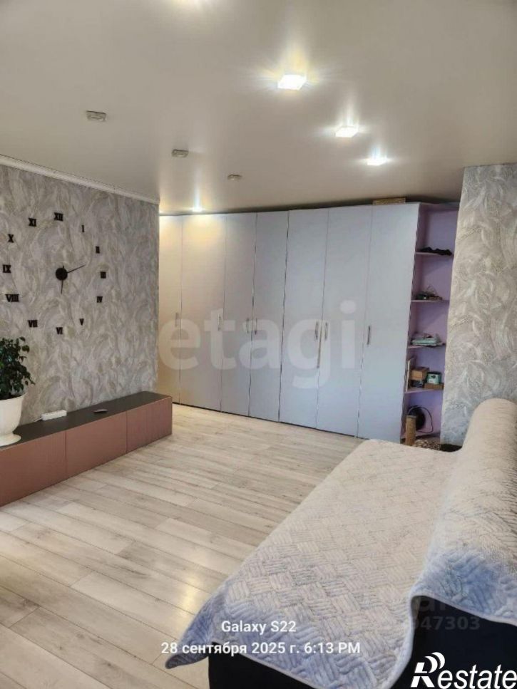 3-комн квартира улица Геологов, 12,  д. 12