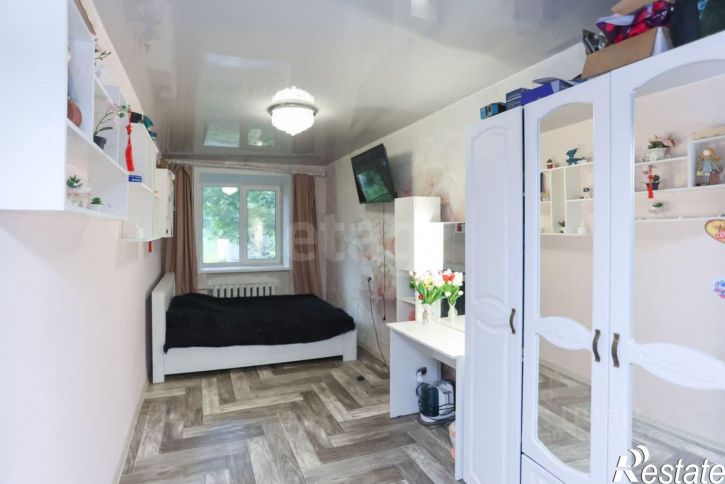 3-комн квартира улица Кирова, 27А,  д. 27А