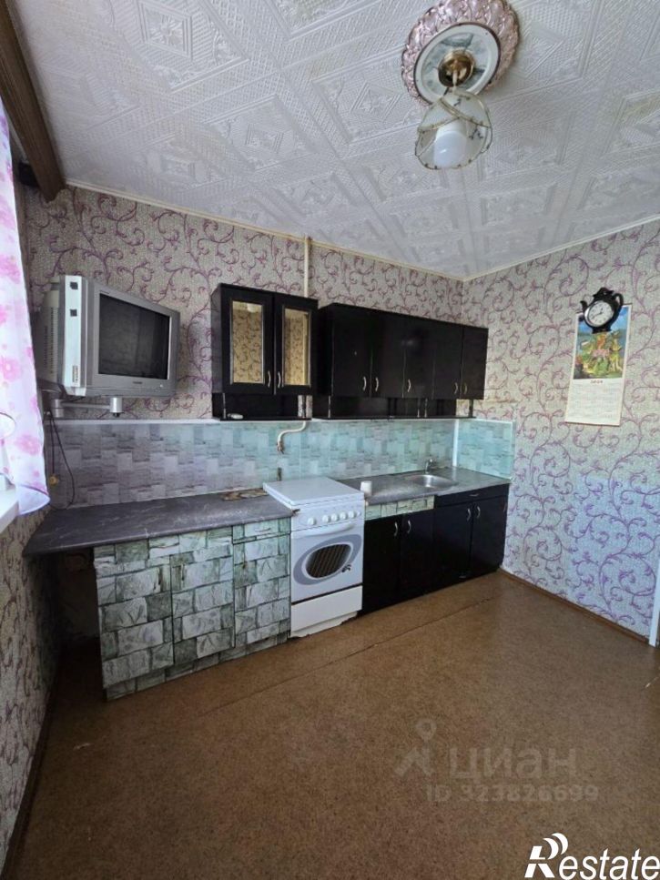 3-комн квартира Спортивная улица, 1,  д. 1