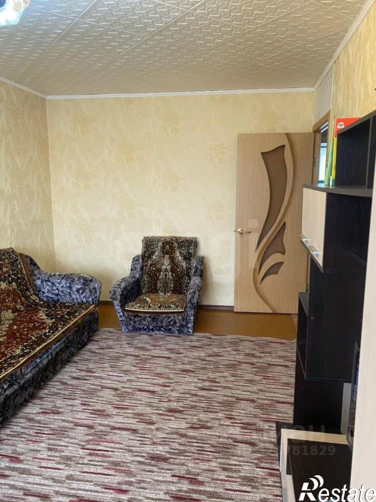 Купить квартиру за 2 200 000 рублей на проспект Строителей, 44