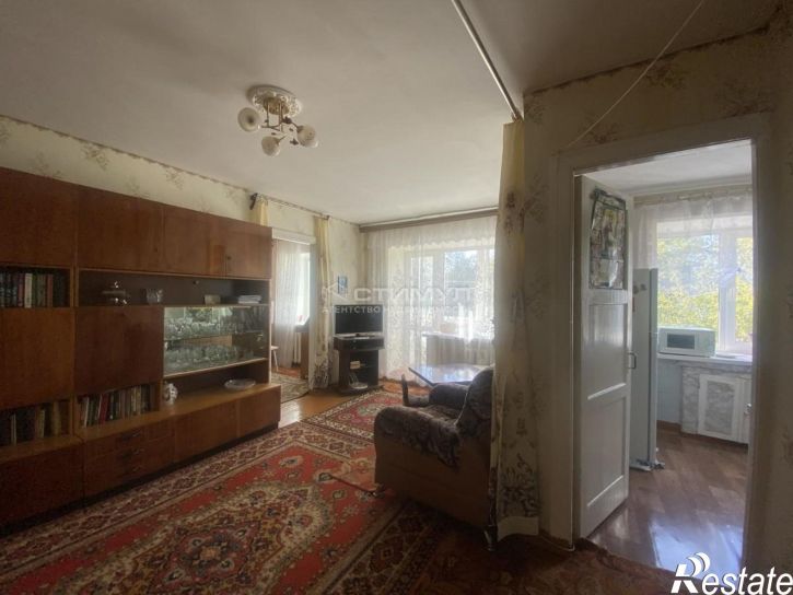 2-комн квартира Россия,  г. Амурск, пр-кт. Комсомольский, д. 6