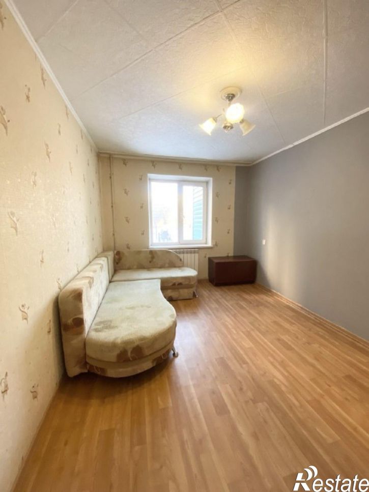 3-комн квартира Россия,  г. Комсомольск-на-Амуре, ул. Дикопольцева, д. 32, корп. 2