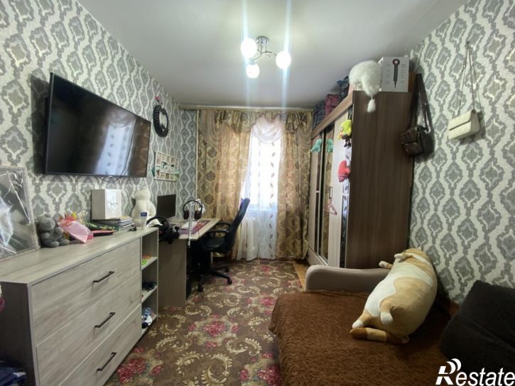 2-комн квартира Россия,  г. Амурск, р-н Микрорайон-8, пр-кт. Комсомольский, д. 67