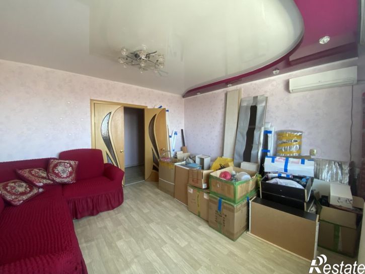 4-комн квартира Россия,  г. Амурск, р-н Микрорайон-8, пр-кт. Комсомольский, д. 83