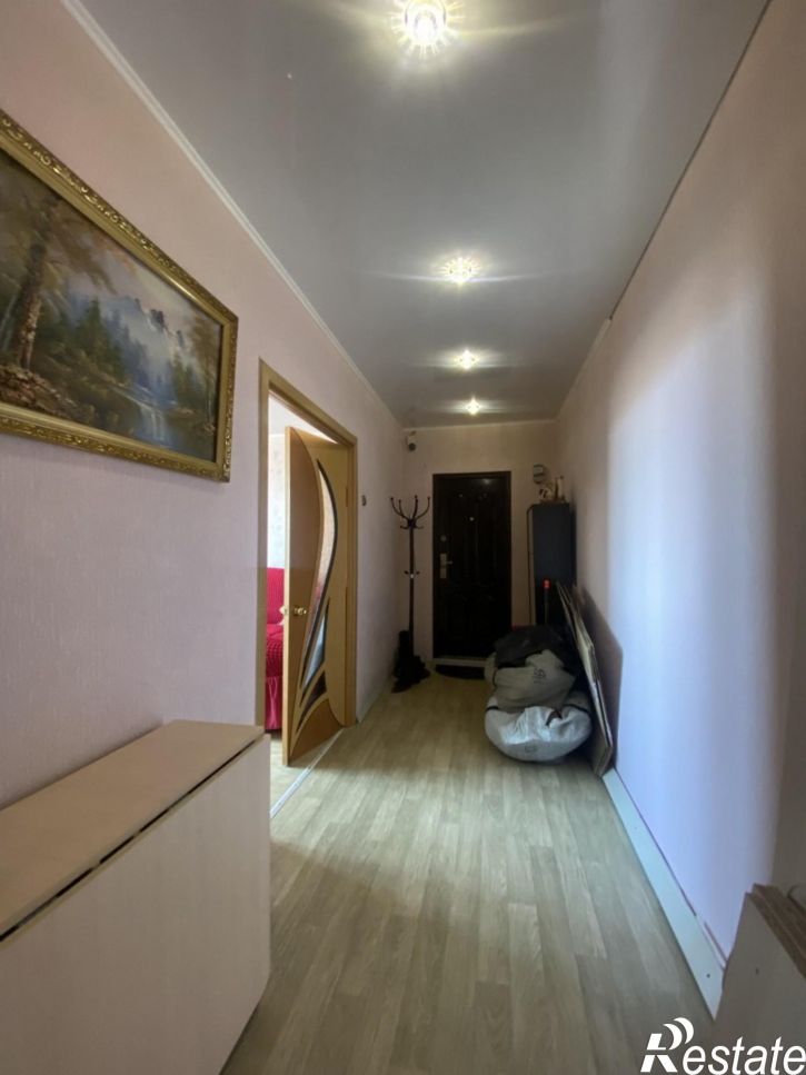 4-комн квартира Россия,  г. Амурск, р-н Микрорайон-8, пр-кт. Комсомольский, д. 83