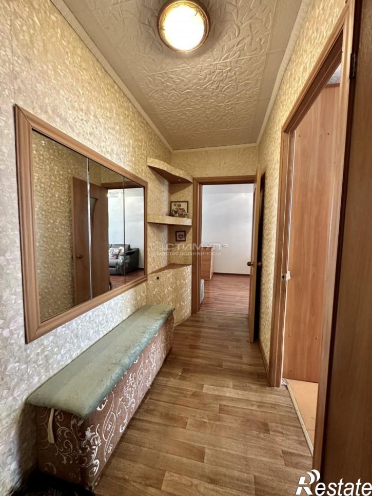 3-комн квартира Россия,  г. Комсомольск-на-Амуре, ул. Дикопольцева, д. 32, корп. 2