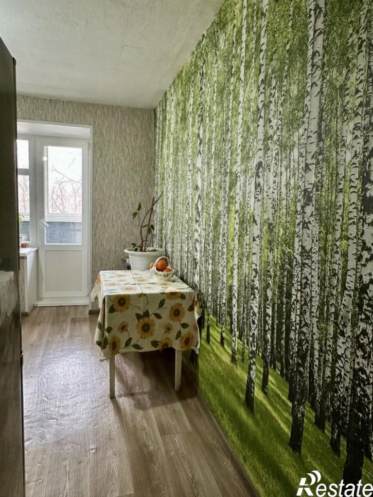 2-комн квартира Россия,  г. Комсомольск-на-Амуре, пр-кт. Мира, д. 50