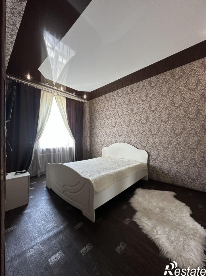 2-комн квартира Россия,  г. Комсомольск-на-Амуре, пр-кт. Мира, д. 43