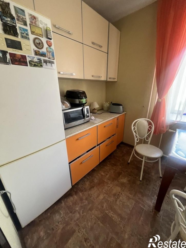 2-комн квартира Россия,  г. Комсомольск-на-Амуре, ул. Калинина, д. 19