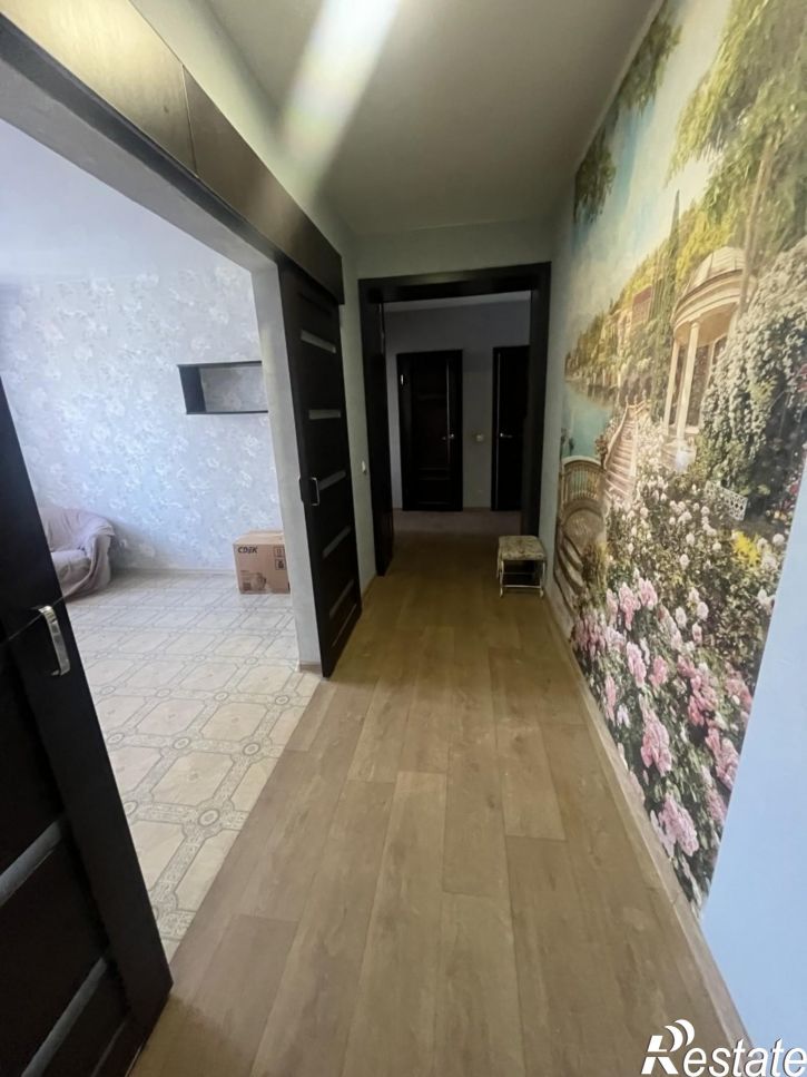 2-комн квартира Россия,  г. Комсомольск-на-Амуре, ул. Калинина, д. 19
