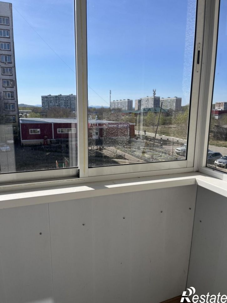 3-комн квартира Россия,  г. Комсомольск-на-Амуре, ул. Сусанина, д. 57, корп. 3