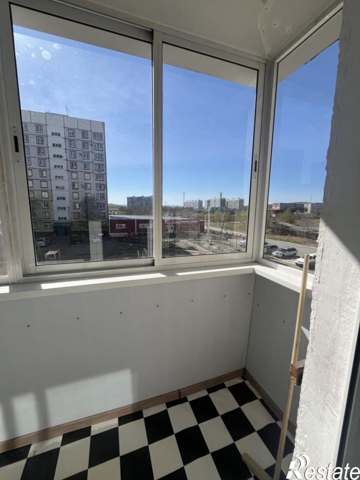 3-комн квартира Россия,  г. Комсомольск-на-Амуре, ул. Сусанина, д. 57, корп. 3