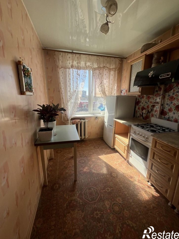 3-комн квартира Россия,  г. Комсомольск-на-Амуре, ул. Сусанина, д. 57, корп. 3