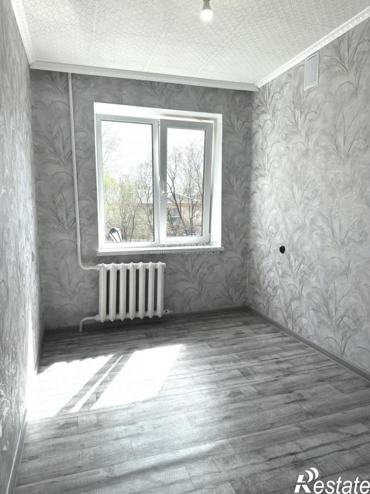 3-комн квартира Россия,  г. Комсомольск-на-Амуре, ул. Ленинградская, д. 70