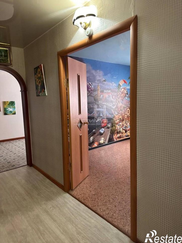 3-комн квартира Россия,  г. Комсомольск-на-Амуре, ул. Пионерская, д. 71