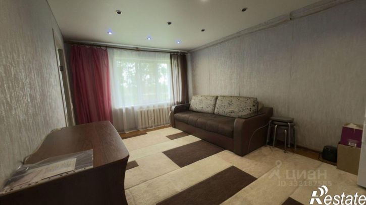 3-комн квартира ул Пугачева, 10,  д. 10