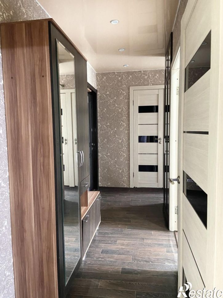 3-комн квартира Россия,  г. Комсомольск-на-Амуре, пр-кт. Московский, д. 30, корп. 2