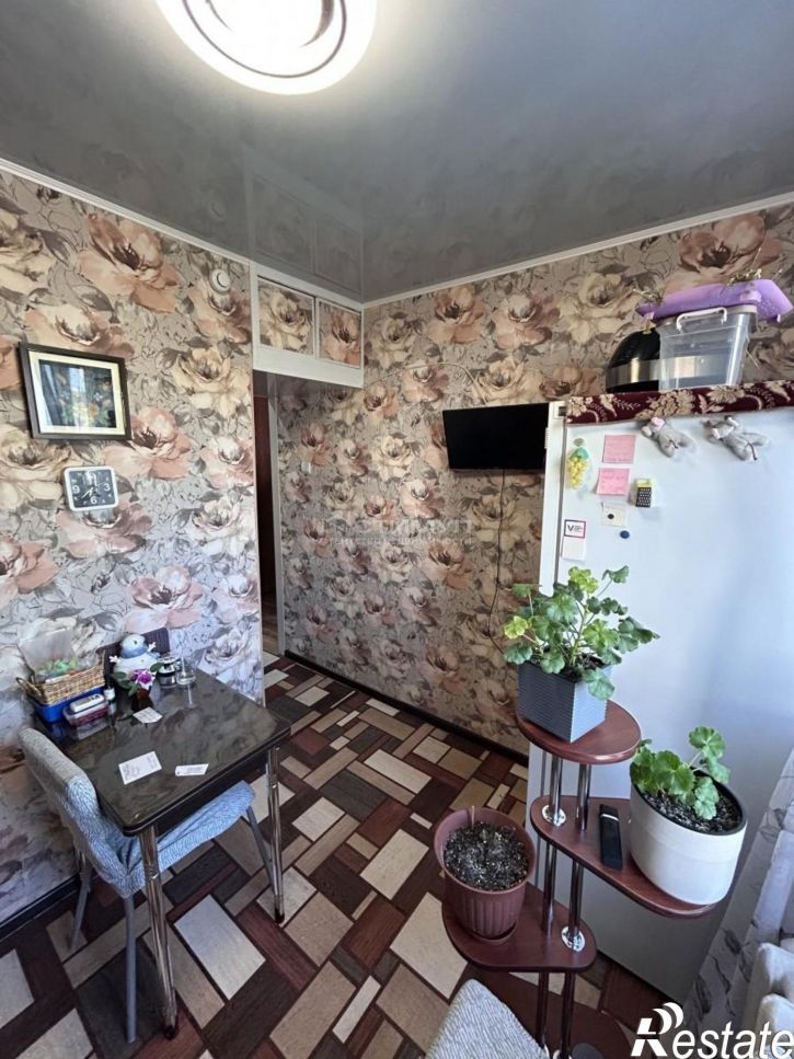 2-комн квартира Россия,  г. Амурск, р-н Микрорайон-5, пр-кт. Октябрьский, д. 5