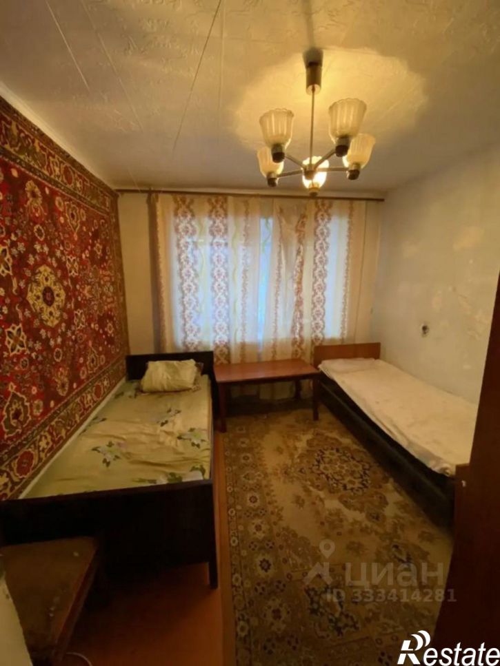 4-комн квартира пр-кт Победы, 8Б,  д. 8Б