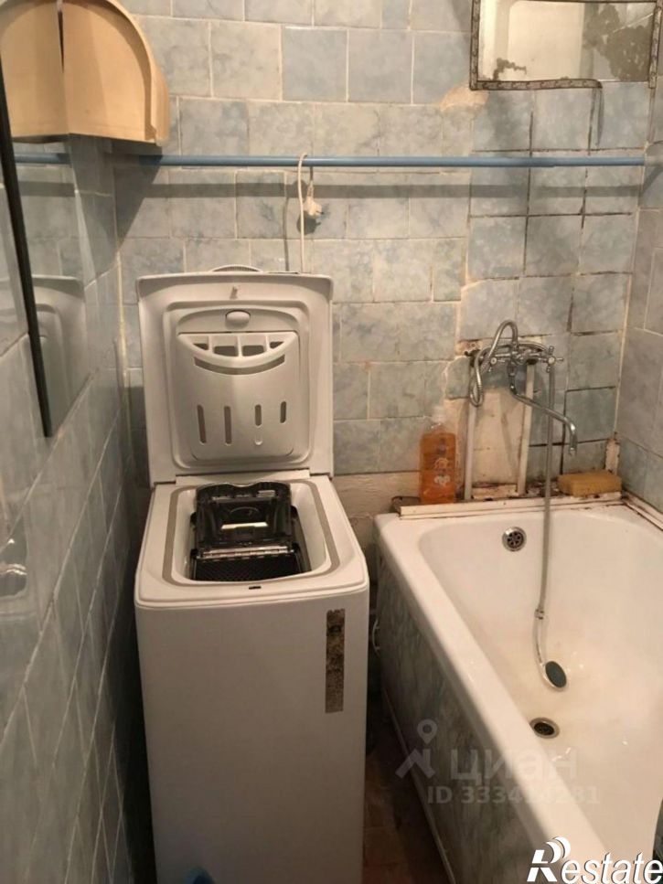 4-комн квартира пр-кт Победы, 8Б,  д. 8Б