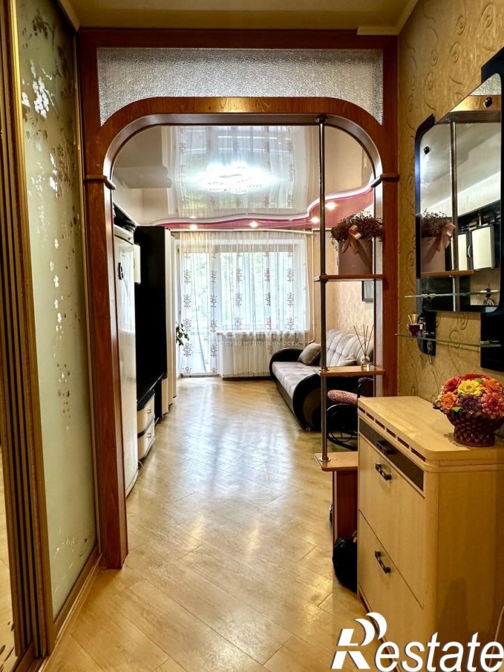 3-комн квартира Россия,  г. Комсомольск-на-Амуре, ул. Советская, д. 4