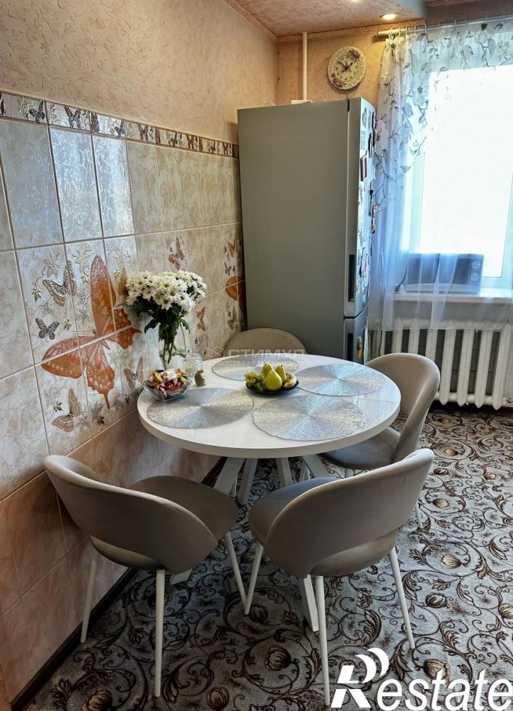 3-комн квартира Россия,  г. Комсомольск-на-Амуре, пр-кт. Мира, д. 45, корп. 2