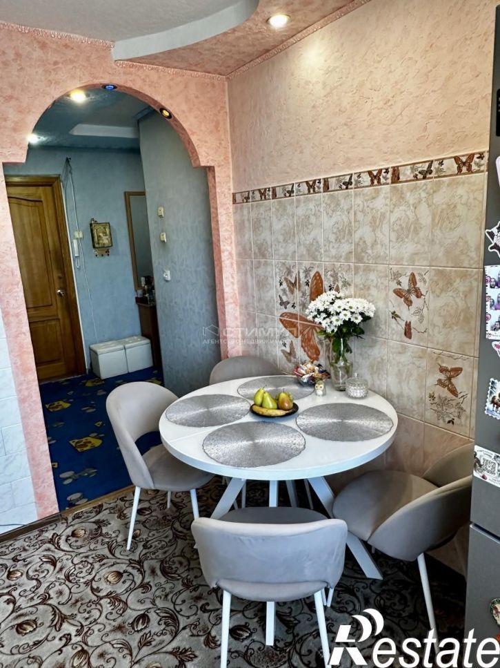 3-комн квартира Россия,  г. Комсомольск-на-Амуре, пр-кт. Мира, д. 45, корп. 2