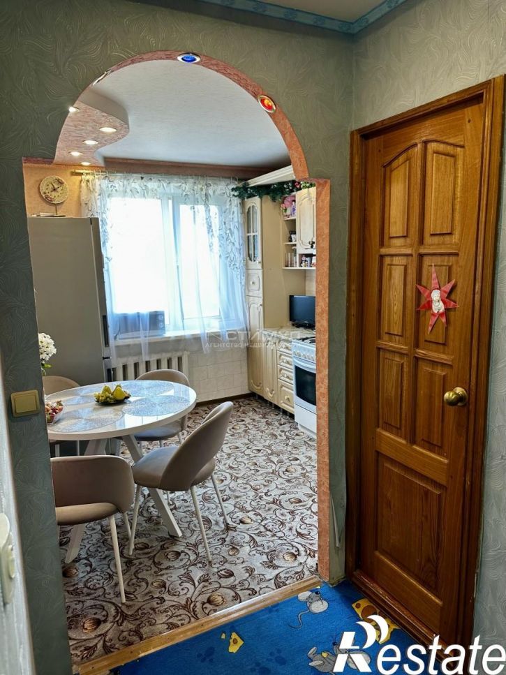 3-комн квартира Россия,  г. Комсомольск-на-Амуре, пр-кт. Мира, д. 45, корп. 2