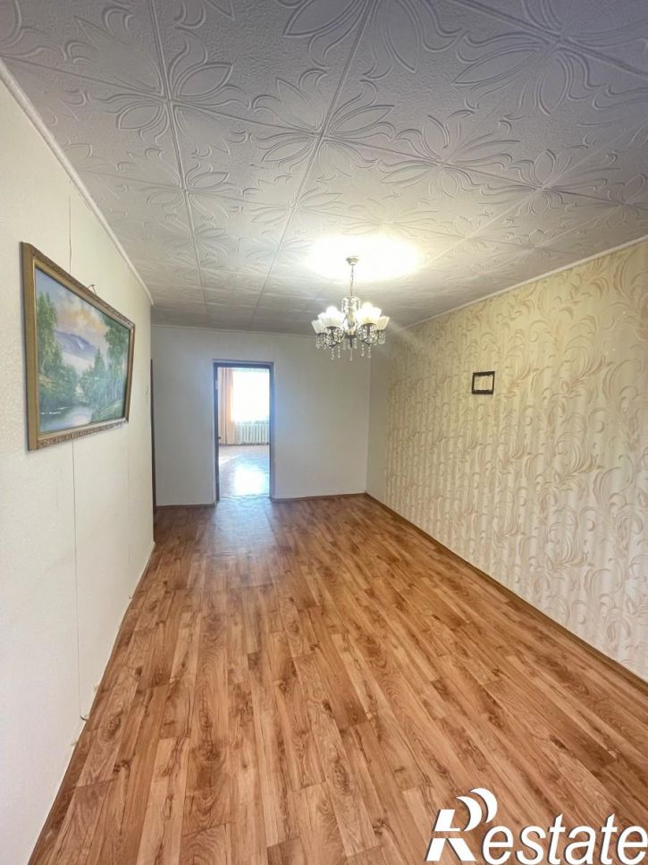 3-комн квартира Россия,  г. Комсомольск-на-Амуре, р-н 66 квартал, б-р. Юности, д. 8, корп. 2