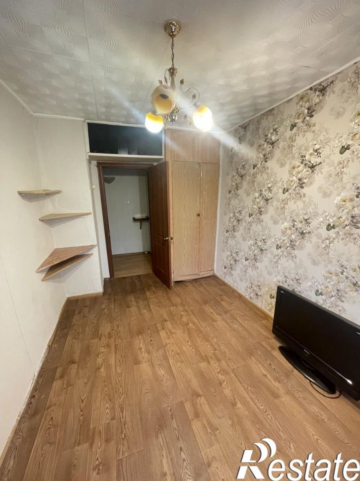 3-комн квартира Россия,  г. Комсомольск-на-Амуре, р-н 66 квартал, б-р. Юности, д. 8, корп. 2