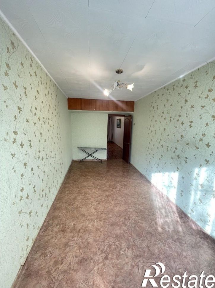 3-комн квартира Россия,  г. Комсомольск-на-Амуре, р-н 66 квартал, б-р. Юности, д. 8, корп. 2