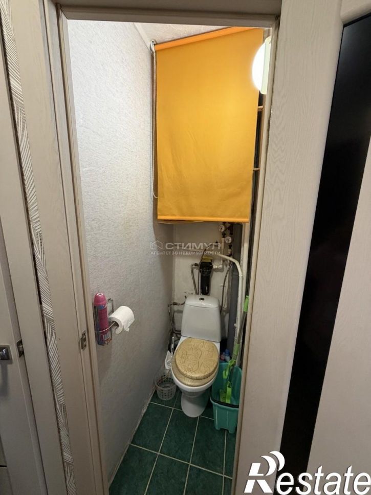 2-комн квартира Россия,  г. Амурск, пр-кт. Строителей, д. 19, корп. а